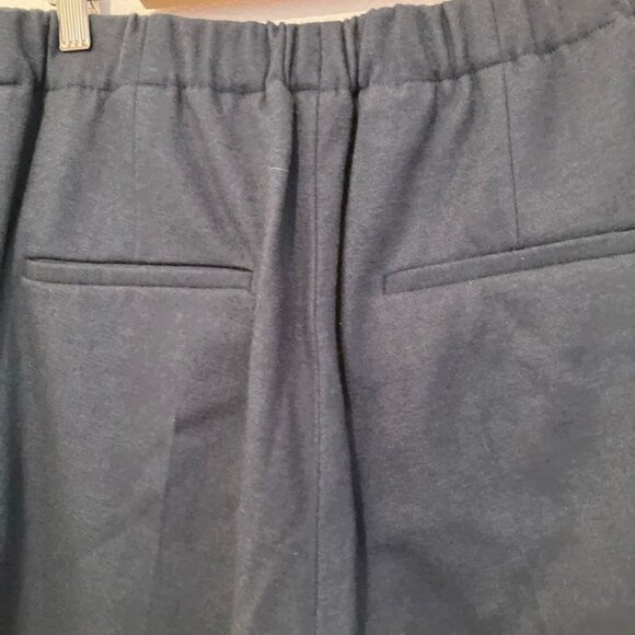 New VINCE wool blend dark green pants elastic waist - Picture 8 of 9